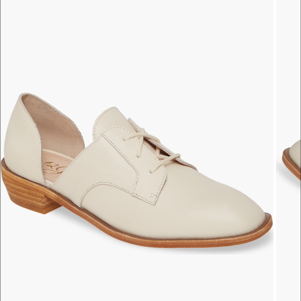 42 GOLD Cream Leather Loafers Brand New In Box with Tags